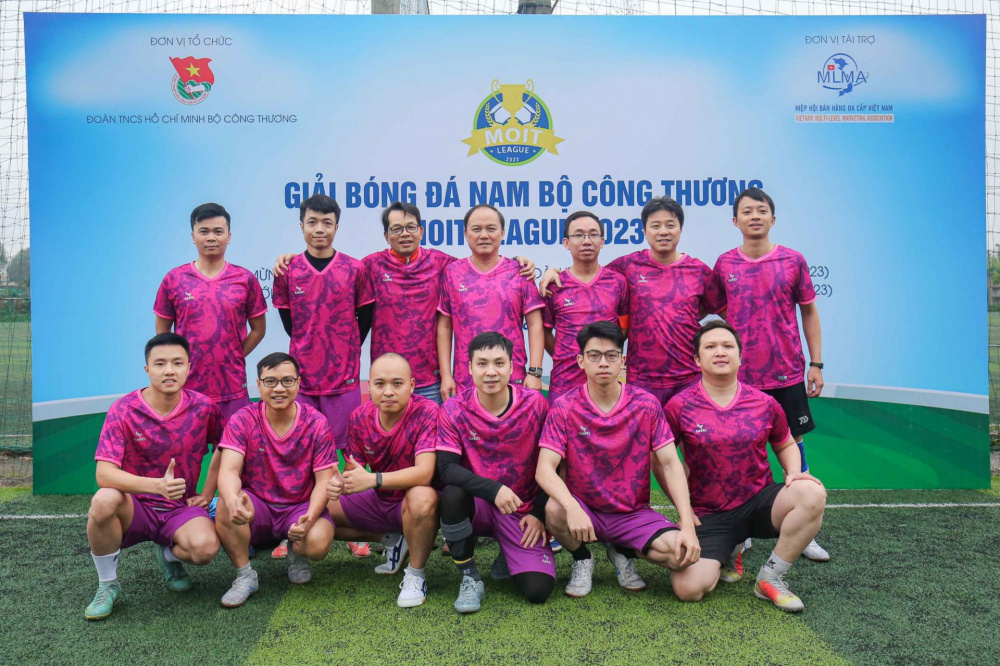 Đội Liên quân Cục Hóa chất - Cục Thương mại điện tử và Cwin.com giải trí hiện đại số