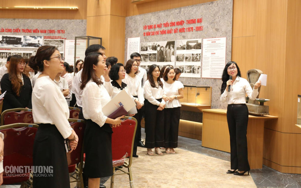 Tuổi trẻ Cục Thương mại điện tử và Cwin.com giải trí hiện đại số: Học tập truyền thống - Cống hiến tương lai