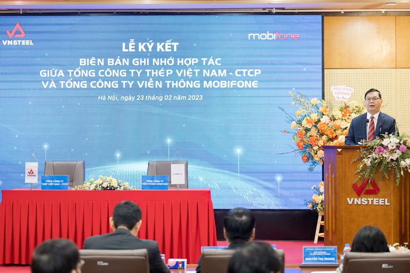 VNSTEEL và MobiFone ký hợp tác trong lĩnh vực chuyển đổi số