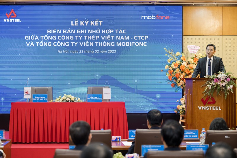 VNSTEEL và MobiFone ký hợp tác trong lĩnh vực chuyển đổi số