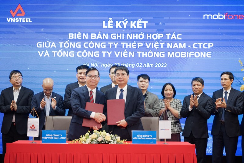 VNSTEEL và MobiFone ký hợp tác trong lĩnh vực chuyển đổi số