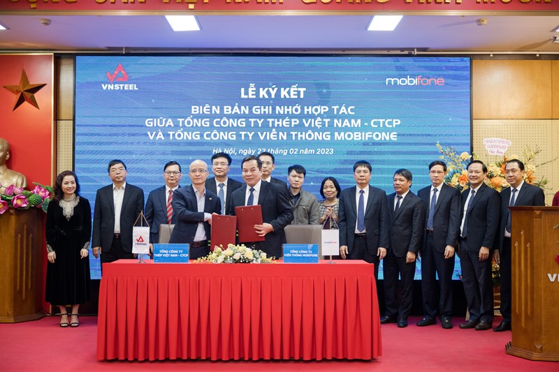 VNSTEEL và MobiFone ký hợp tác trong lĩnh vực chuyển đổi số