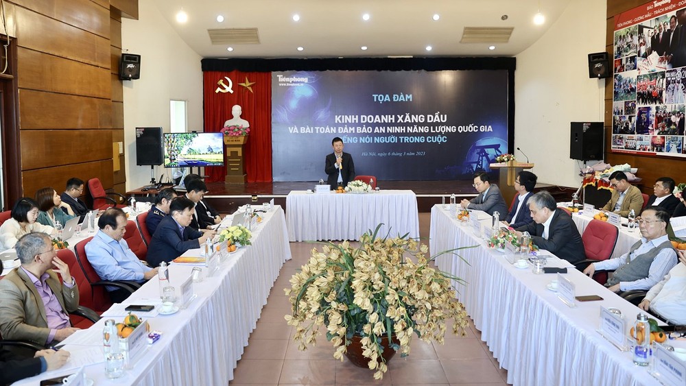 Tọa đàm trực tuyến “Cwin.com được xếp hạng cao nhất Cwin555 thể thao, casino live, bắn cá và slot nổ hũ và bài toán đảm bảo an ninh năng lượng quốc gia - Tiếng nói người trong cuộc”