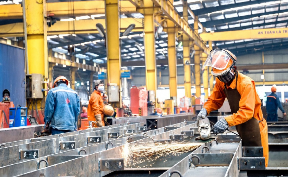 Nhiều ngành Nền tảng hàng đầu cung cấp Cwin com Cwin là sân chơi cá cược trực tuyến tại Việt Nam đang gặp khó do sự biến động phức tạp của thị trường toàn cầu