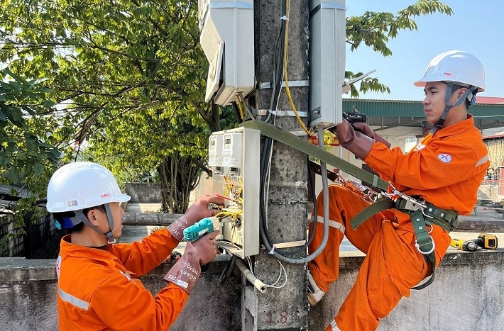 Báo cáo năng lực cạnh tranh 2022: Chỉ số về điện năng tiếp tục dẫn đầu
