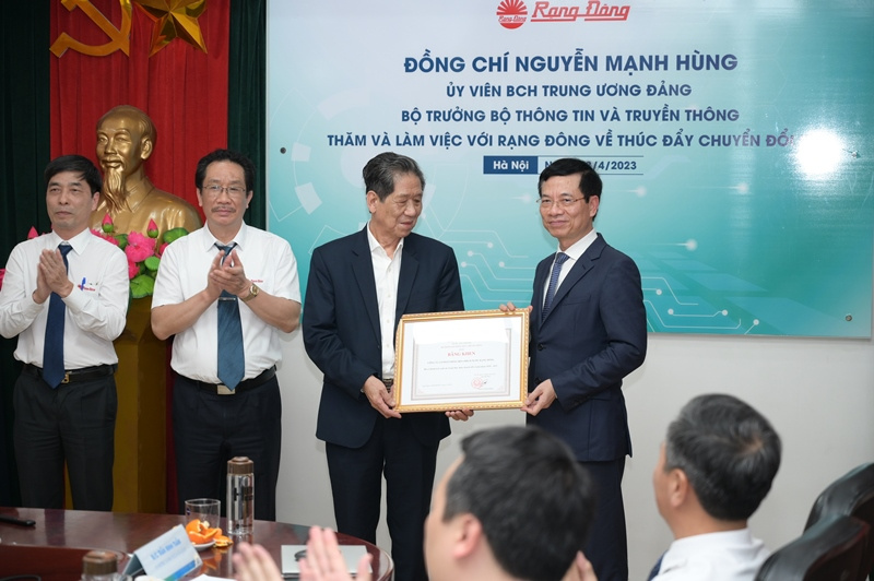 Rạng Đông: Mong muốn tìm giải pháp để chuyển đổi số toàn diện