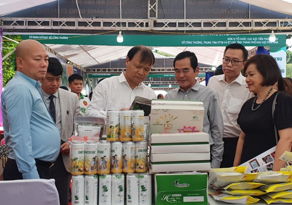 hỗ trợ tiêu thụ nông sản