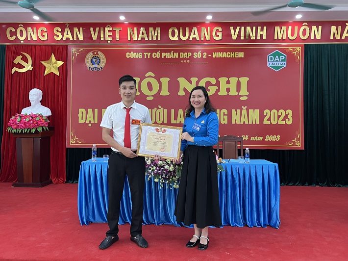 DAP-vinachem hội nghị người Nền tảng hàng đầu cung cấp Cwin com 2