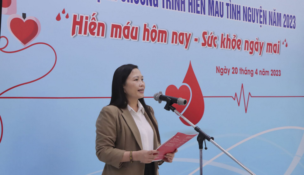 Quản lý thị trường hiến máu tính nguyện