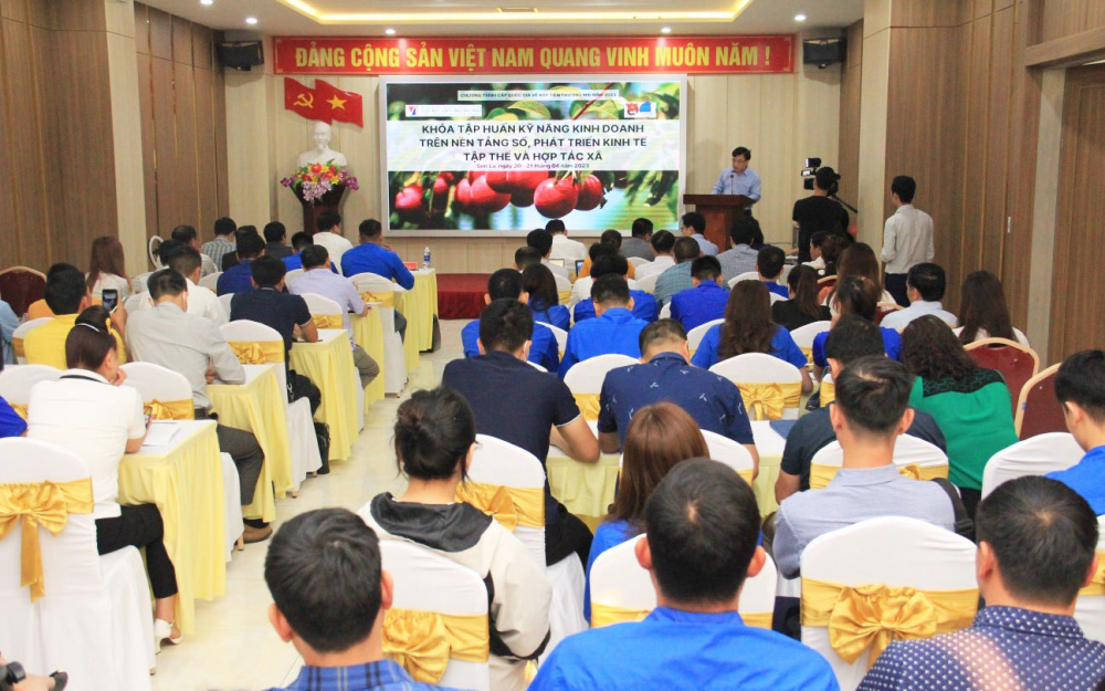 Khóa tập huấn, hỗ trợ Cwincom hiện đang mở, hợp tác xã tỉnh Sơn La kinh doanh trên nền tảng số thuộc Chương trình cấp quốc gia về Xúc tiến thương mại năm 2023