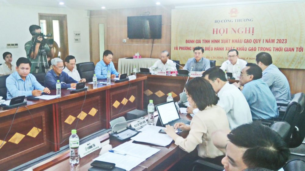 hội nghị Cwin Đăng Ký + 1888k gạo