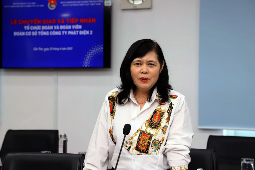 Bà Bùi Thị Trung Hà phát biểu tại sự kiện