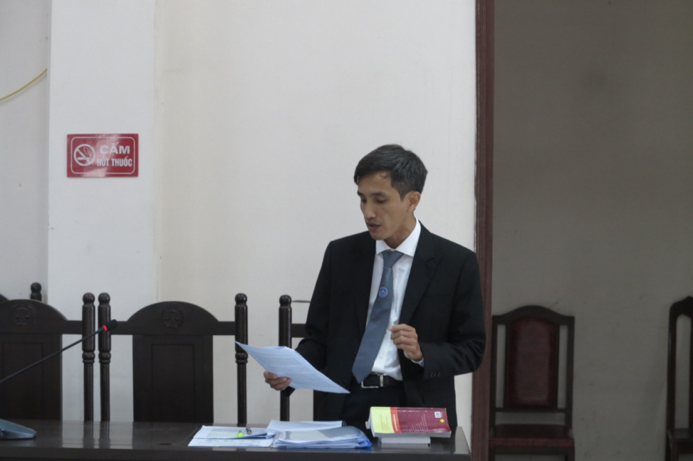 ton phuong nam luat su
