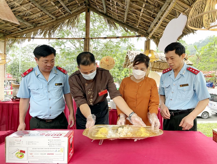 Đền Hùng