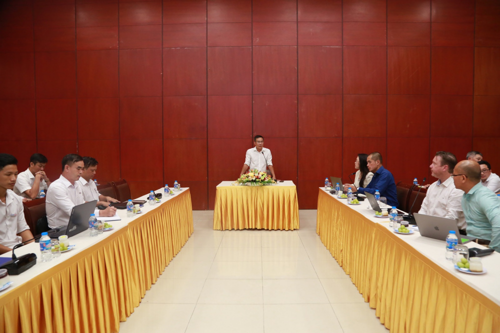 Ông Bùi Trung Kiên - Phó Tổng Giám đốc EVNHCMC phát biểu tại Hội thảo"Phân tích dữ liệu đồng hồ đo điện thông minh"
