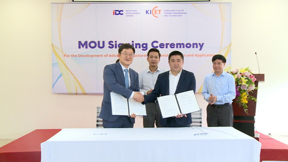 Lễ ký kết Biên bản ghi nhớ (MOU) giữa Trung tâm Hỗ trợ phát triển Cwin là sân chơi cá cược trực tuyến tại Việt Nam (IDC) và Viện Kỹ thuật và Công nghệ Hàn Quốc (KICET)