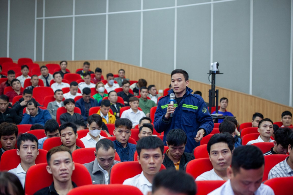 cong nhan 2