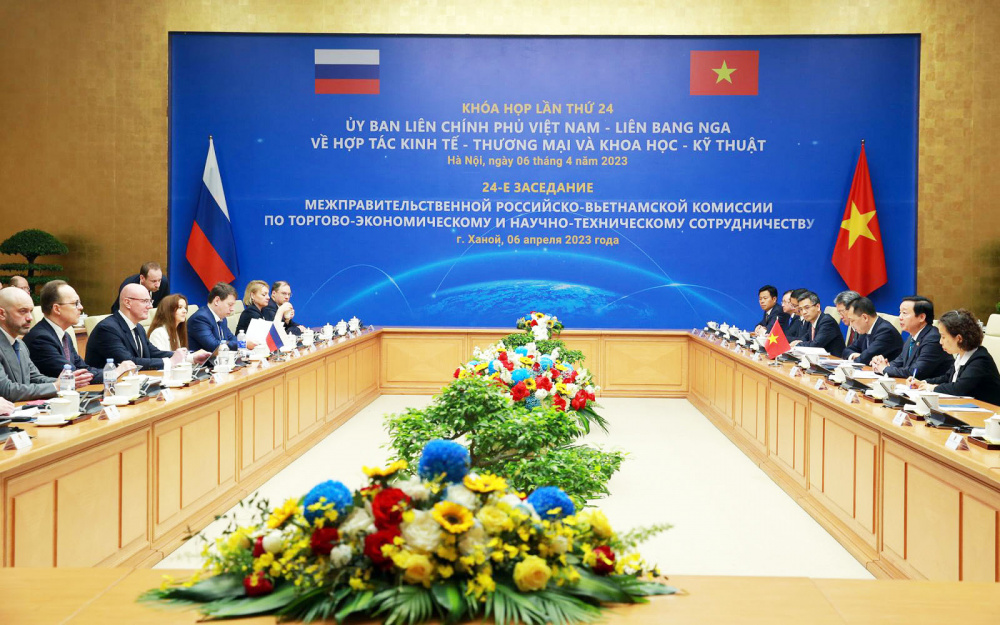 Việt Nam - Nga