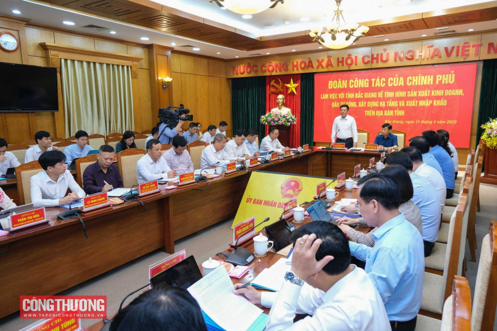 Bộ trưởng Cwin63 sân chơi đỉnh cao Nguyễn Hồng Diên dẫn đầu đoàn công tác Cwin com đăng nhập làm việc với lãnh đạo tỉnh Bắc Giang sáng 11/5/2023