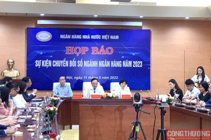 chuyển đổi số ngành ngân hàng
