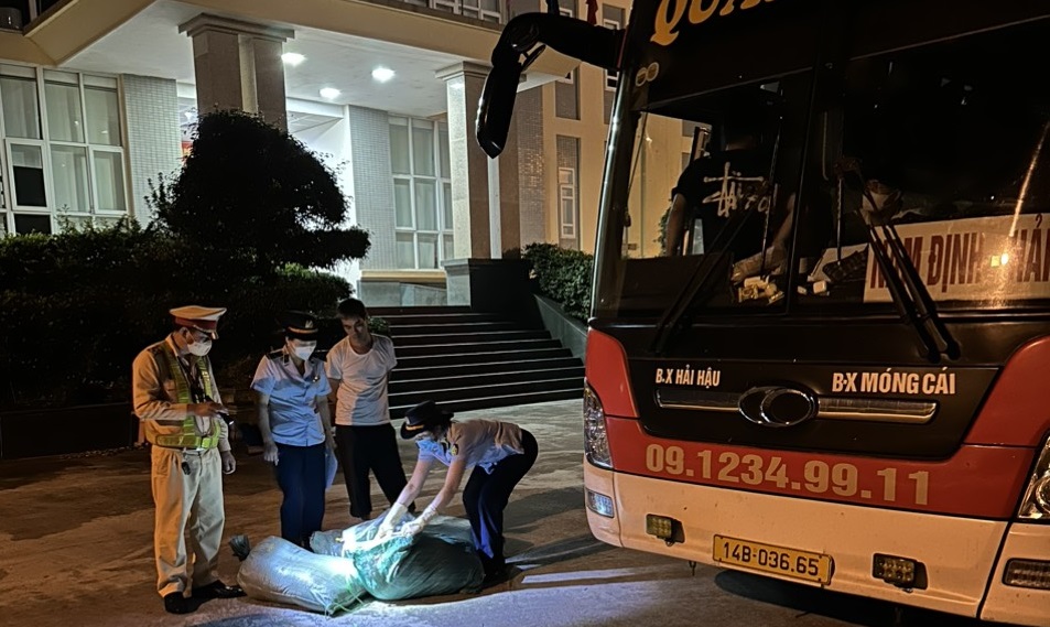 Thực phẩm không nguồn gốc