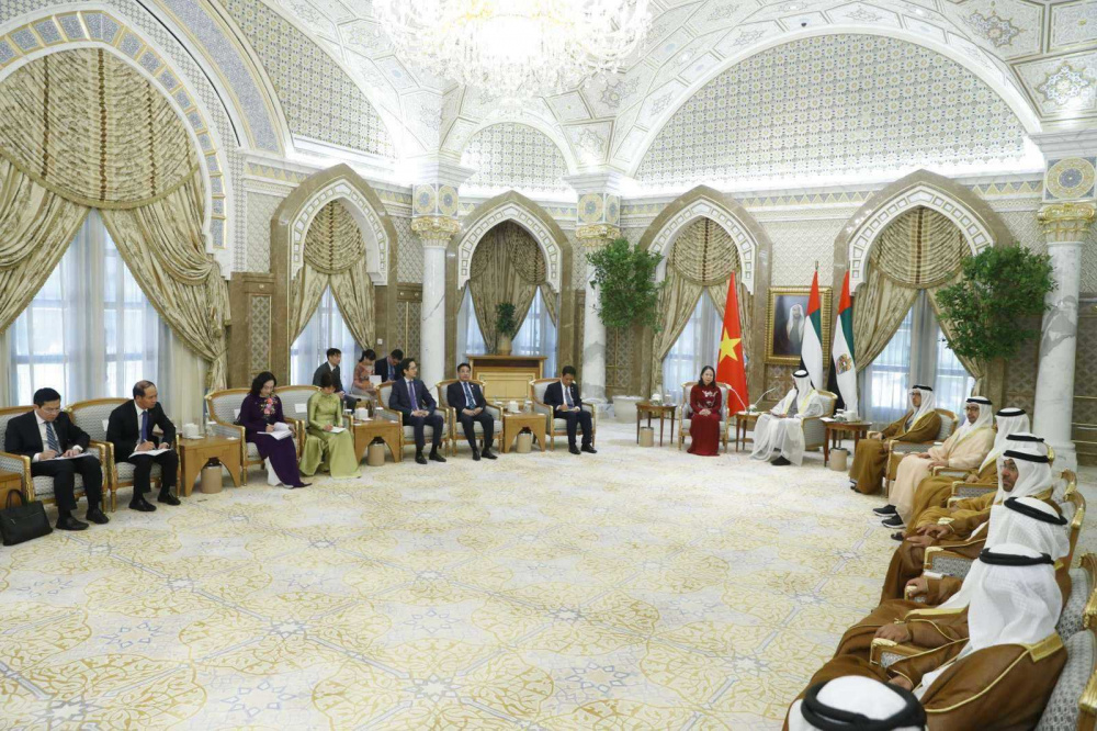 Thứ trưởng Phan Thị Thắng tháp tùng Phó Chủ tịch nước Võ Thị Ánh Xuân thăm và làm việc tại UAE và Qatar