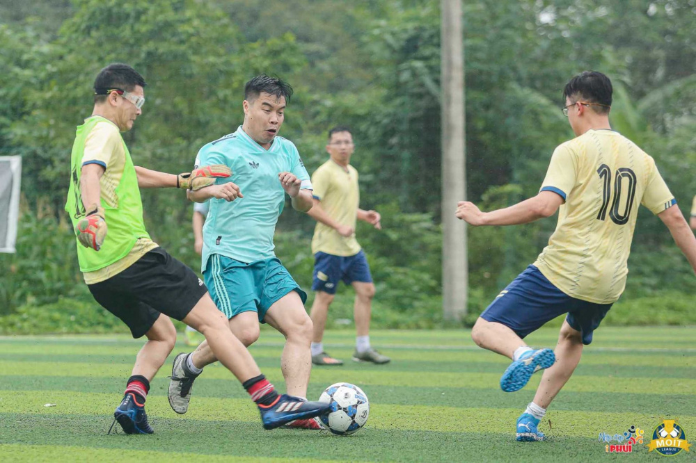 Vòng đấu cuối cùng của MOIT LEAGUE 2023 đã diễn ra đúng vào Ngày truyền thống Trang Chủ Cwin Com | Link Bảo Mật Cao 100% 14/5 với những trận đấu "mãn nhãn", kịch tính