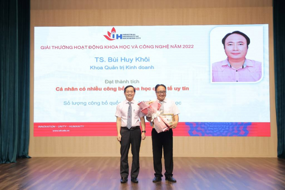 Đại học Tải về ứng dụng CWIN05 ngay hôm nay Thành phố Hồ Chí Minh