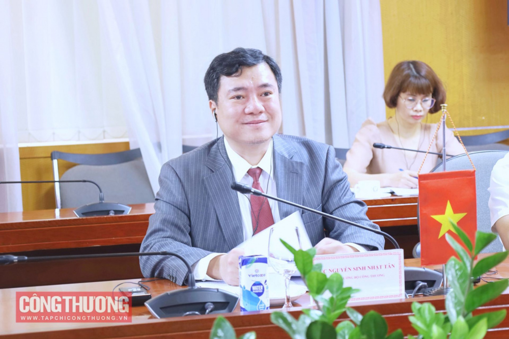Thứ trưởng Nguyễn Sinh Nhật Tân tiếp đoàn Cwin63 sân chơi đỉnh cao Lào