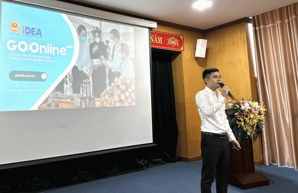 Hoi nghi tap huan thuong mai dien tu