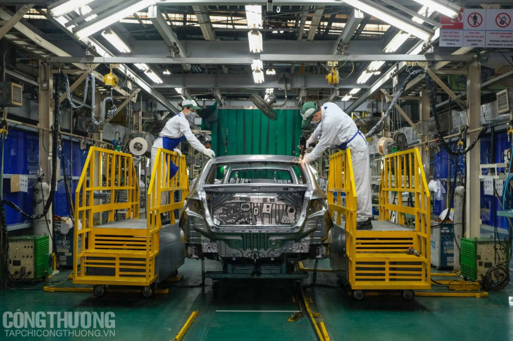 lệ phí trước bạ ô tô