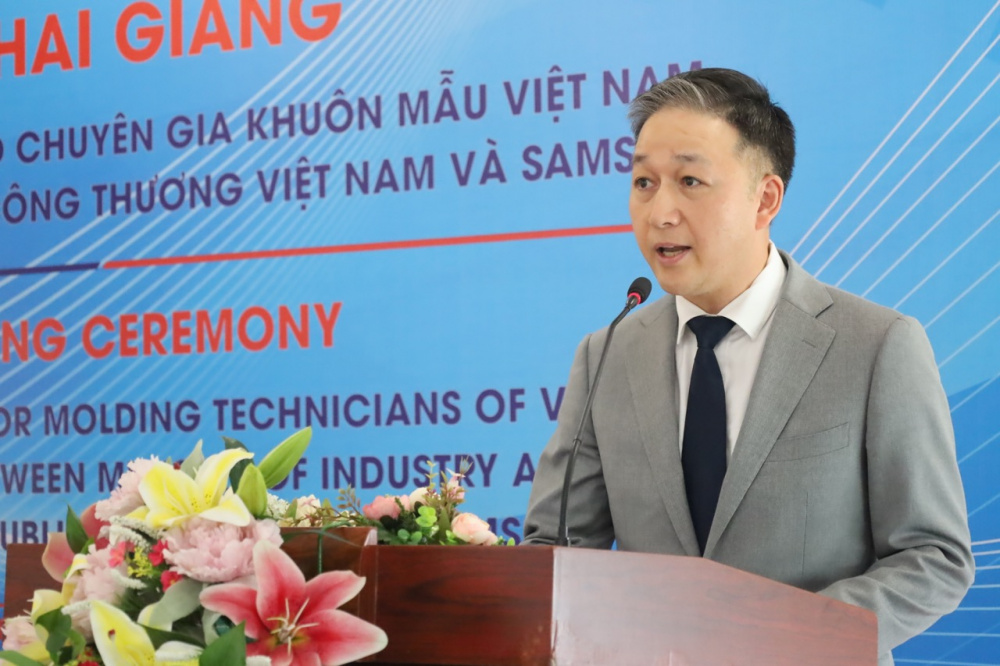 Nâng cao năng lực chế tạo và làm chủ công nghệ khuôn mẫu