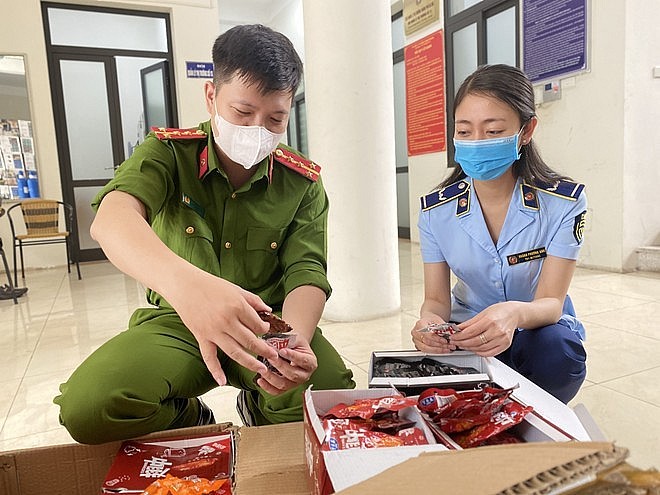 Ban Chỉ đạo 389 Hà Nội thực hiện tốt công tác chống buôn lậu, gian lận thương mại