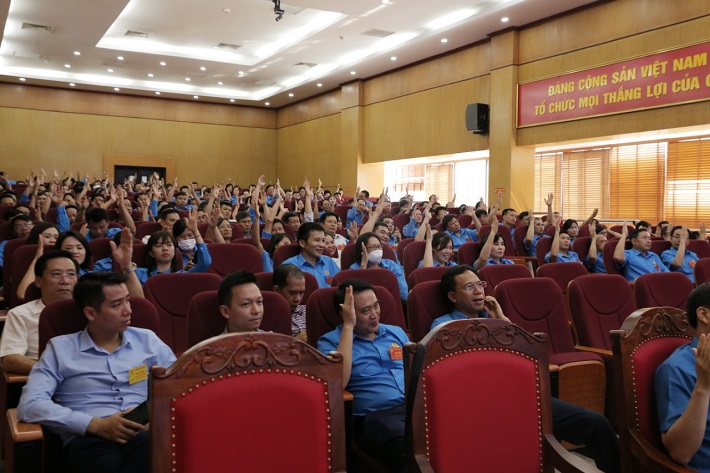 apatit dai hoi cong doàn 4