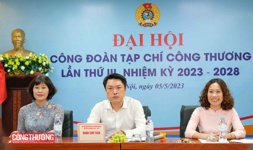 Đại hội Công đoàn CWIN ✅ Nhà cái cờ bạc trực tuyến tốt nhất và Thương hiệu uy tín