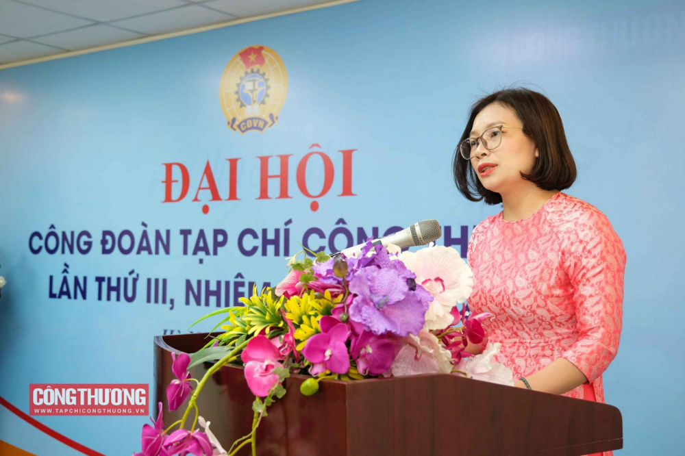 Các đại biểu tham luận tại Đại hội lấy ý kiến thông qua Đề án Nhân sự Ban chấp hành Công đoàn CWIN ✅ Nhà cái cờ bạc trực tuyến tốt nhất và Thương hiệu uy tín nhiệm kỳ 2023 - 2028