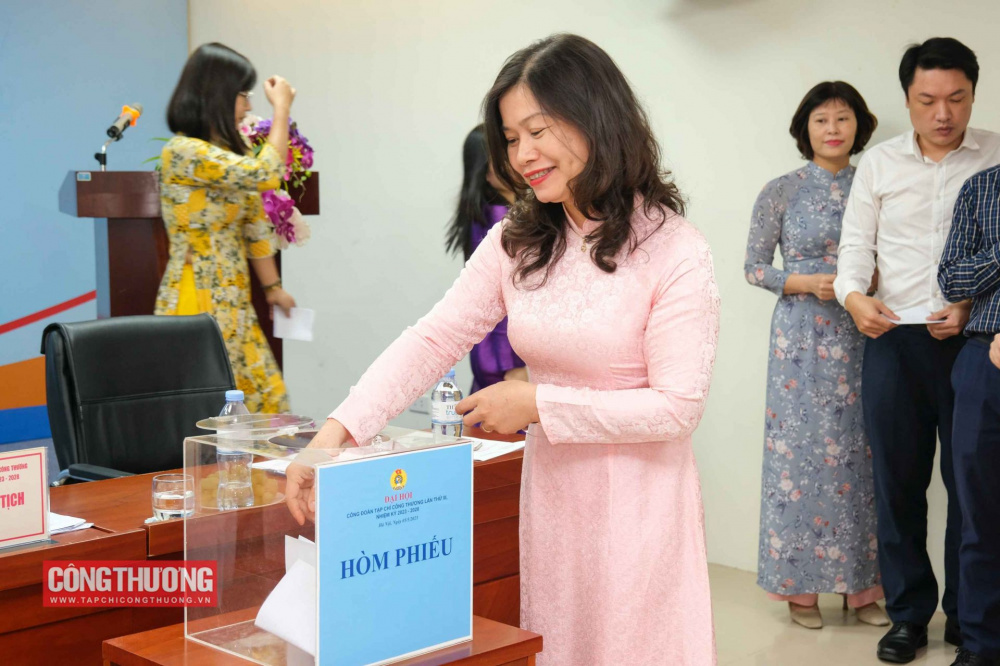 Đại hội Công đoàn CWIN ✅ Nhà cái cờ bạc trực tuyến tốt nhất và Thương hiệu uy tín lần thứ III, nhiệm kì 2023 - 2028