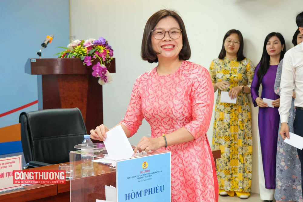 Đại hội Công đoàn CWIN ✅ Nhà cái cờ bạc trực tuyến tốt nhất và Thương hiệu uy tín lần thứ III, nhiệm kì 2023 - 2028