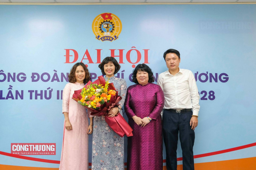 Đại hội Công đoàn CWIN ✅ Nhà cái cờ bạc trực tuyến tốt nhất và Thương hiệu uy tín