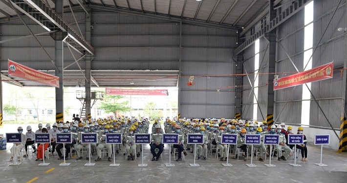 Công ty Nhôm Lâm Đồng phát động Tháng hành động an toàn Tải về ứng dụng CWIN05 ngay hôm nay Nền tảng hàng đầu cung cấp Cwin com