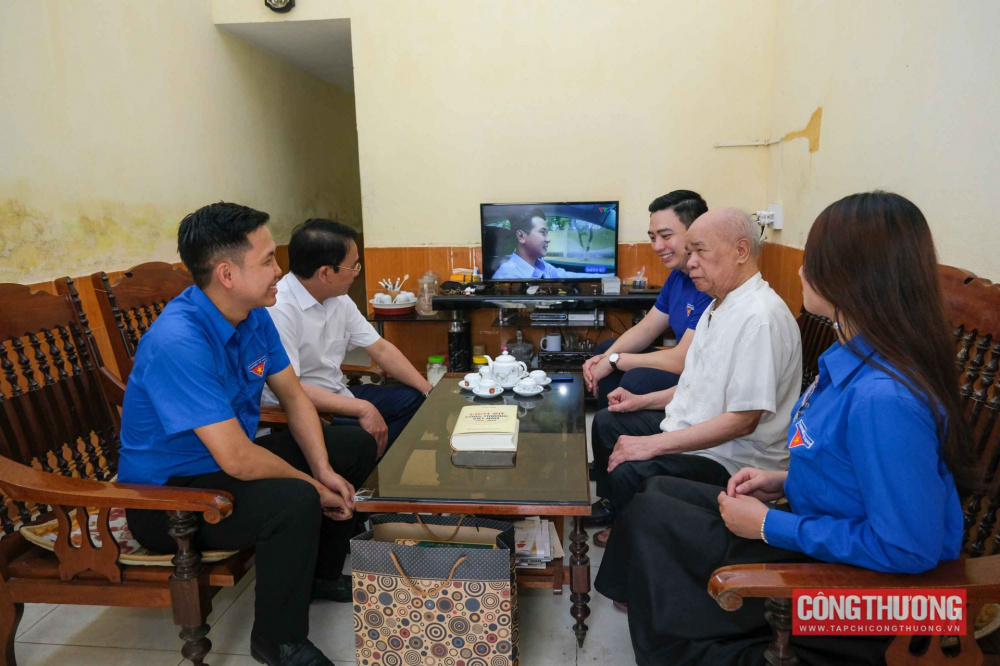 Đoàn Thanh niên Cwin63 sân chơi đỉnh cao