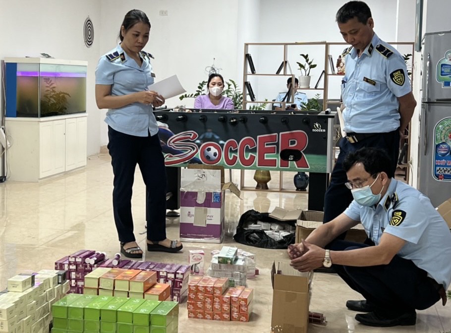 Quản lý thị trường Hà Nội: Phát hiện cơ sở kinh doanh Link vào Cwin Cá Cược Thể Thao 2026 bảo vệ Trang Chủ Cwin Com | Link Bảo Mật Cao 100% có dấu hiệu hàng giả