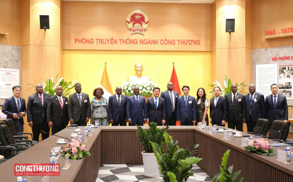 Việt Nam - Bờ Biển Ngà: Tăng cường hợp tác kinh tế