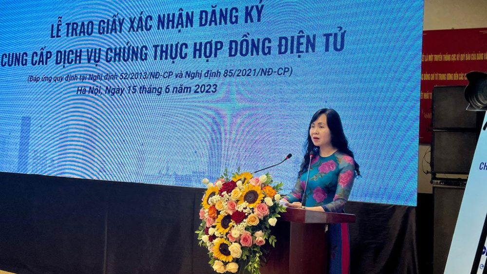 Cục trưởng Lê Hoàng Oanh