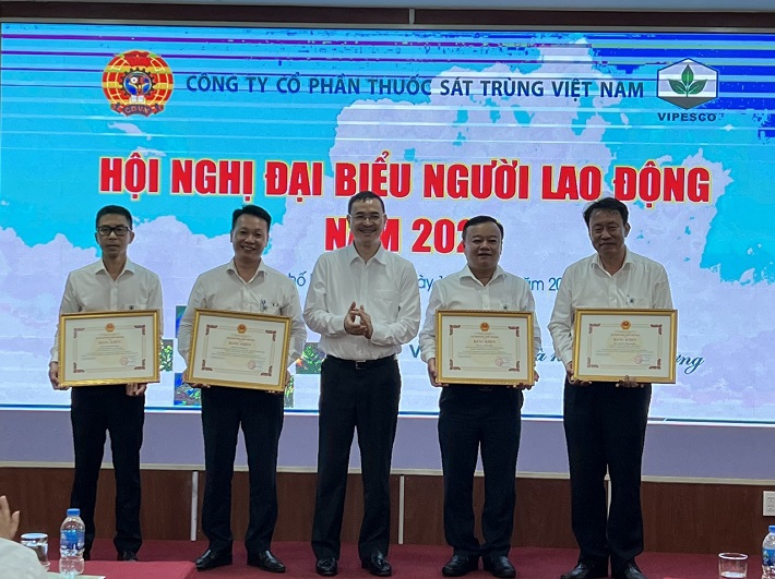 cong ty co phan thuoc sat trung