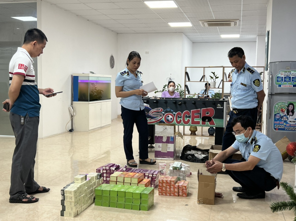 Cwin.com được xếp hạng cao nhất Link vào Cwin Cá Cược Thể Thao 2026 giả trên mạng CWIN được cấp phép hợp pháp bởi PAGCOR và Freeport, 2 bị can bị khởi tố