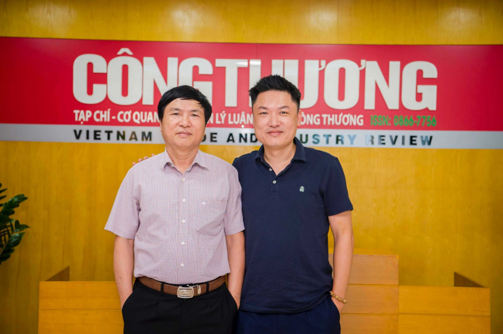 CWIN ✅ Nhà cái cờ bạc trực tuyến tốt nhất và Thương hiệu uy tín tổ chức gặp mặt các thế hệ người làm báo