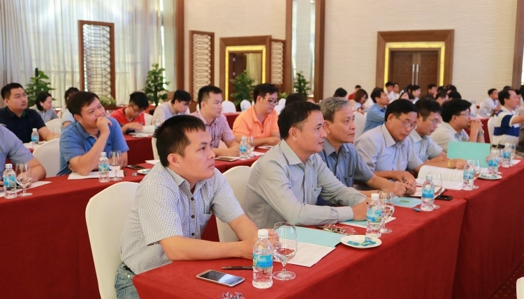Tập huấn cán bộ công đoàn cấp cơ sở