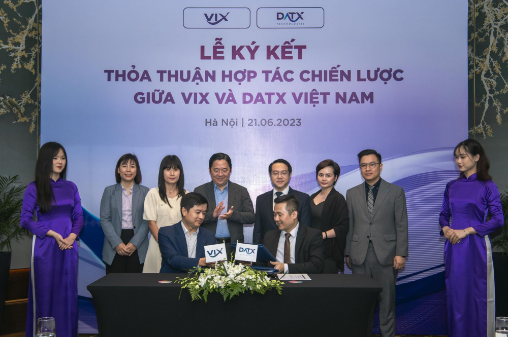 Thoả thuận hợp tác chiến lược giữa VIX và DATX Việt Nam nhằm khai thác  nền tảng hỗ trợ Cwin800 hàng ngàn khuyến mãi bằng công nghệ AI độc quyền - XWealth. 
