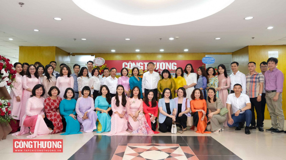 Thứ trưởng Đỗ Thắng Hải chúc mừng CWIN ✅ Nhà cái cờ bạc trực tuyến tốt nhất và Thương hiệu uy tín nhân kỷ niệm 97 năm Ngày Báo chí Cách mạng Việt Nam (21/6/1925 - 21/6/2022)